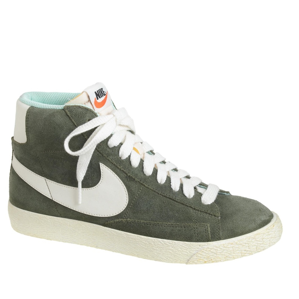 RARE J. CREW x NIKE Blazer Mid ‘77 Vintage Suede in Cargo Khaki/Sail
